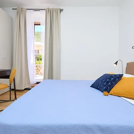 בית הארחה Boutique Garden 3*