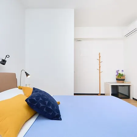 Boutique Garden دوبروفينك